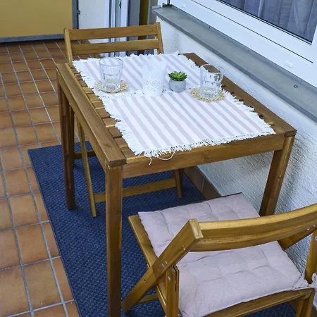 M&d Naehe Volkspark Mit Balkon - Netflix - Kueche *