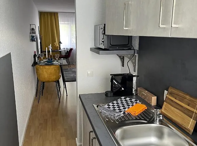 M&d Naehe Volkspark Mit Balkon - Netflix - Kueche Appartement