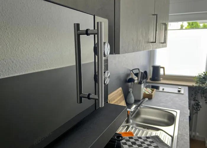 Appartement M&d Naehe Volkspark Mit Balkon - Netflix - Kueche